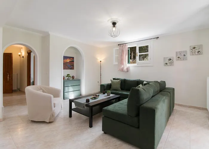 Spiros Holidays House
