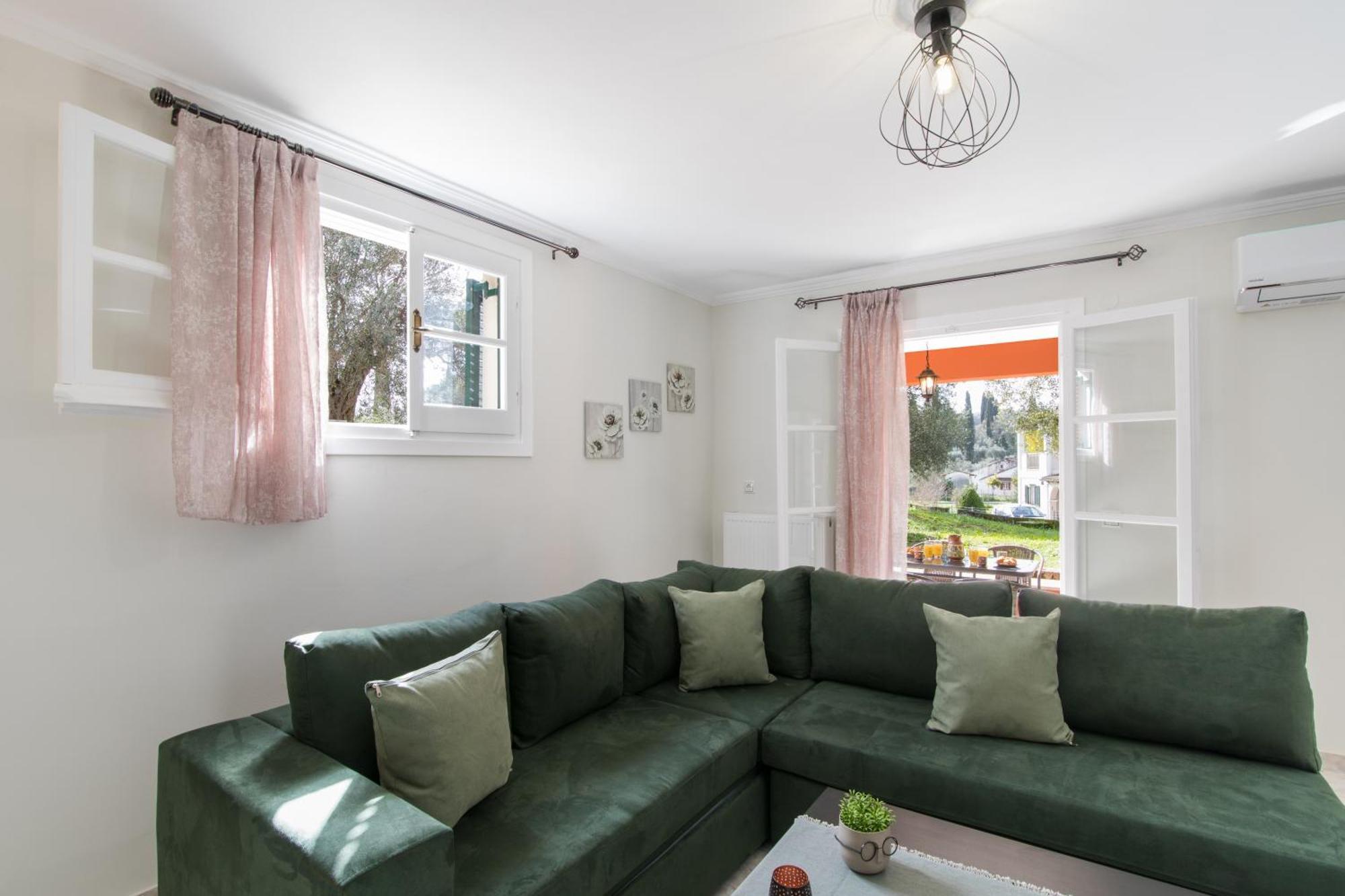 Apartment Spiros Holidays House Doukades